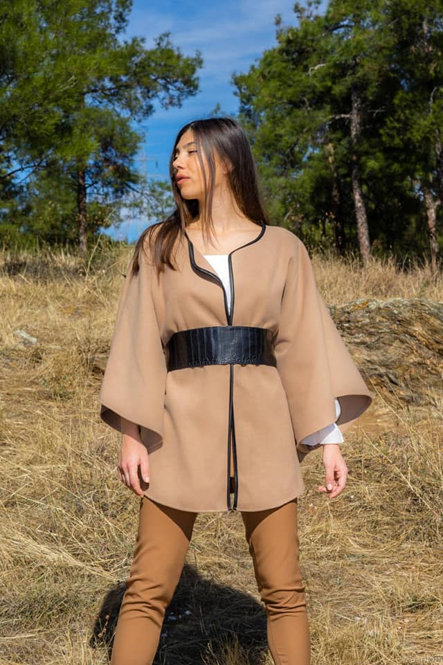 Γυναικεία Ενδύματα